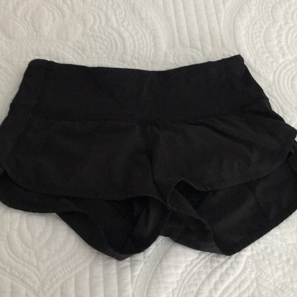 Lululemon Black speed shorts size 2